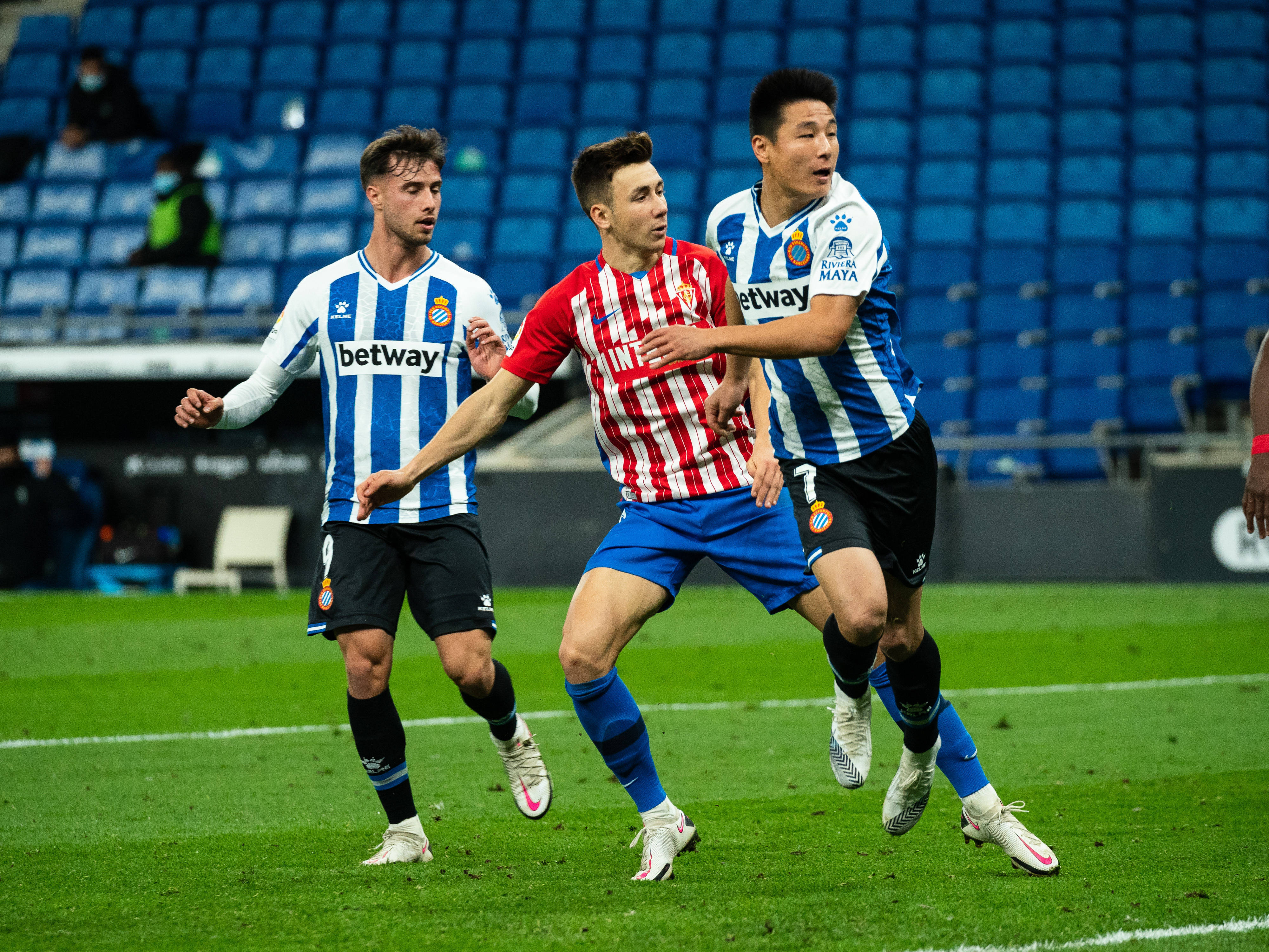 KAIYUN官方入口西甲国际比赛日再迎强敌，成都蓉城战术微调，主帅态度：信心回归，医务组通报恢复的简单介绍